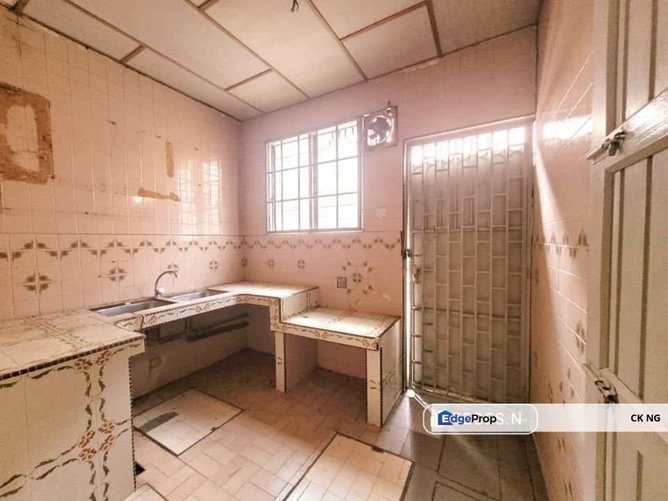 Klang Batu Belah Single Storey Terrace Endlot House For Sale, Selangor, Klang