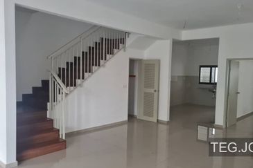 Setia Indah 9, Setia Alam