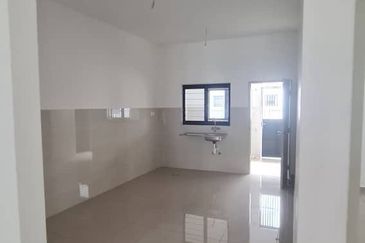 Setia Indah 9, Setia Alam