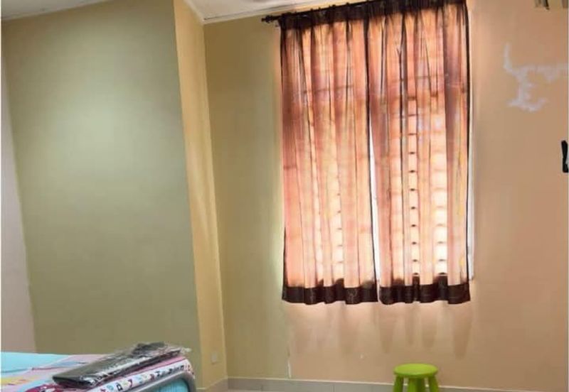 Jalan Makyong, Bandar Bukit Raja