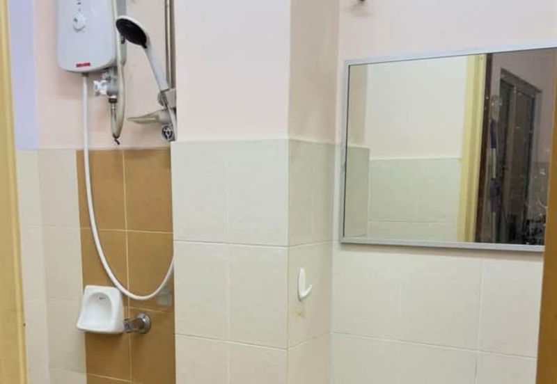 Jalan Makyong, Bandar Bukit Raja