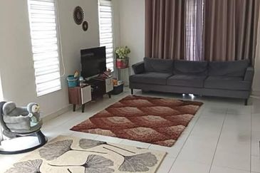 Saron @Bandar Bukit Raja