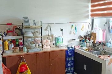 Saron @Bandar Bukit Raja