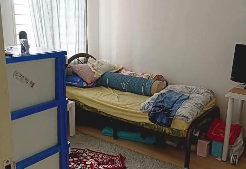 Saron @Bandar Bukit Raja