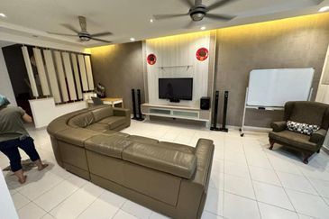 Avira @ Bandar Bukit Raja