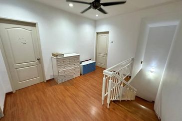 Avira @ Bandar Bukit Raja