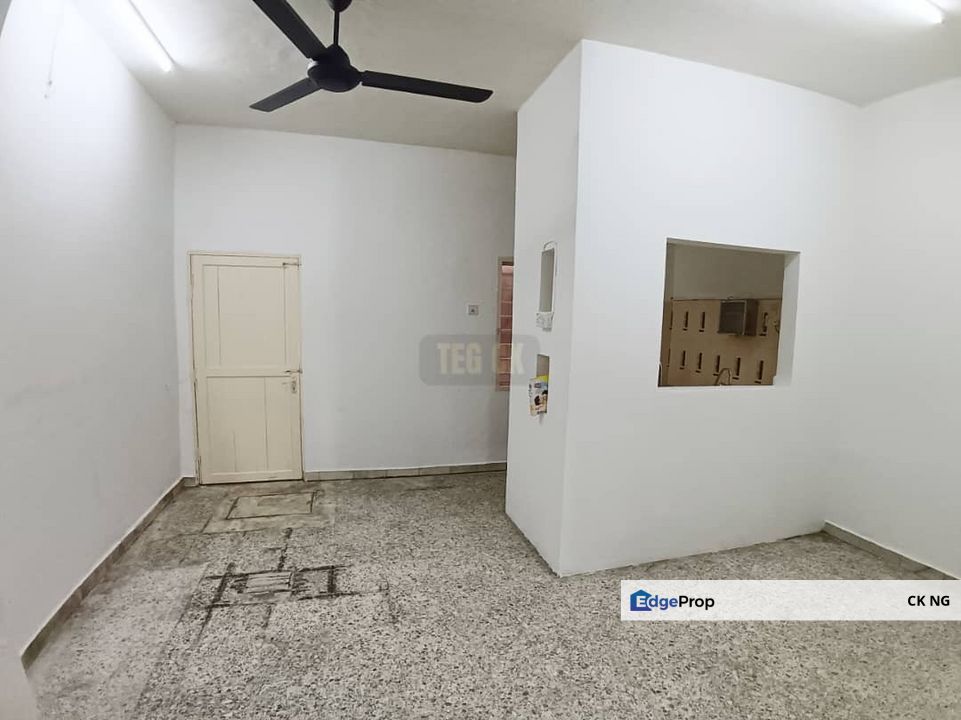 Taman Klang Utama Bukit Raja Double Storey Newly Painted House, Selangor, Klang