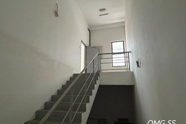 Gateway 16, Bandar Bukit Raja