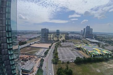 Sunsuria Forum @ 7th Avenue