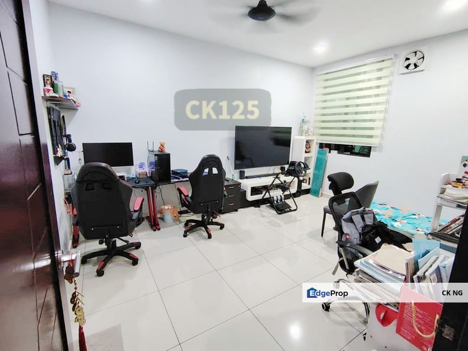 Double Storey Semi-D Canary Garden Bandar Bestari Klang, Selangor, Klang