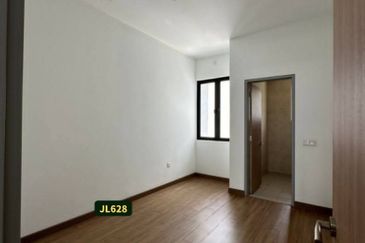 Ayra @ Bandar Bukit Raja