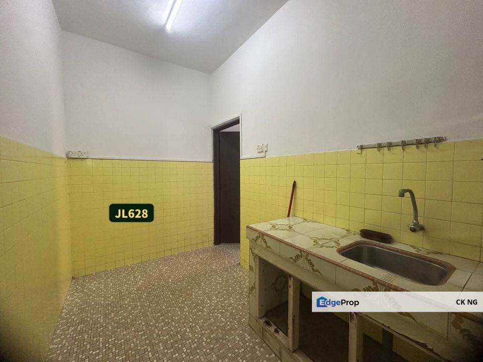 Taman Wangi Tepi Sungai Klang Semi D Double Storey House, Selangor, Klang