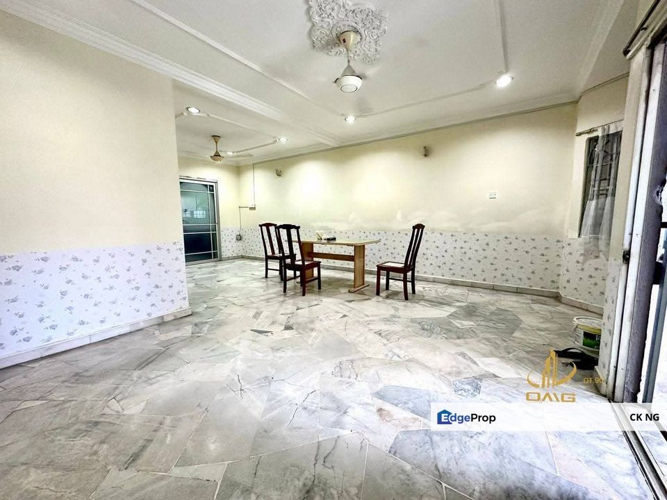 Taman Sentosa Laksamana Klang Fully Extended Renovated Double Storey House, Selangor, Klang