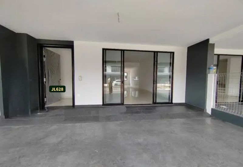 Nadira 3 @ Bukit Raja