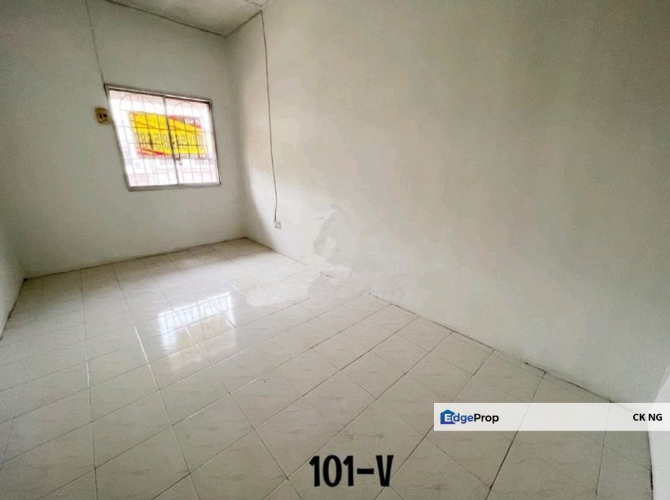 Taman Klang Utama Klang Double Storey 18x55 Limited Below Market House , Selangor, Klang