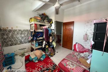 Taman Tepi Sungai ( Taman Teluk Pulai Indah )