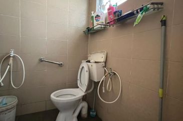 Taman Tepi Sungai ( Taman Teluk Pulai Indah )