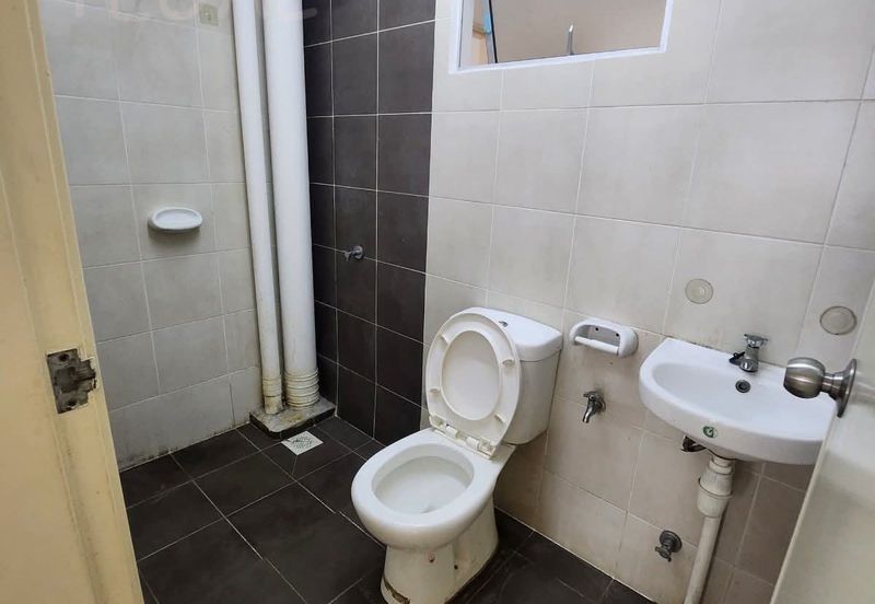 De Bayu Apartment @ Setia Alam