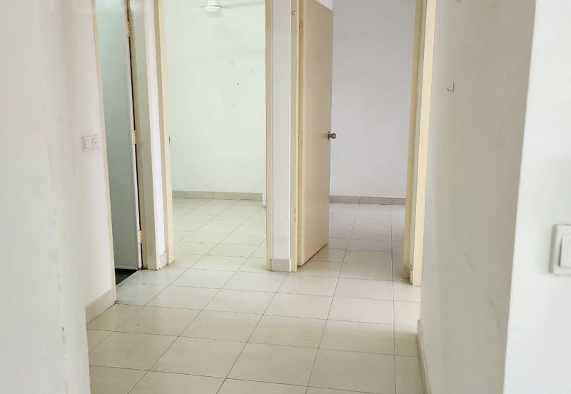 De Bayu Apartment @ Setia Alam