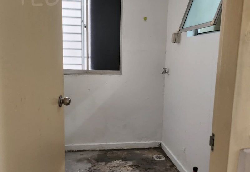 De Bayu Apartment @ Setia Alam