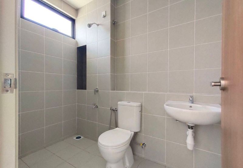 Nadira 3 @ Bukit Raja