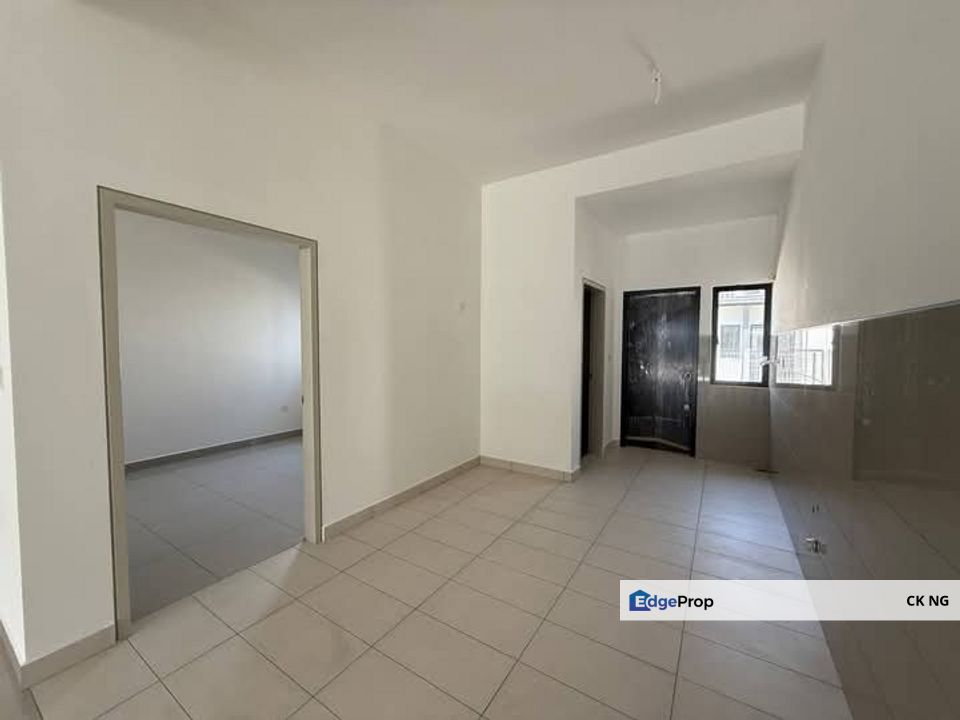 Below Market Nadira 3 Bandar Bukit Raja Klang , Selangor, Klang