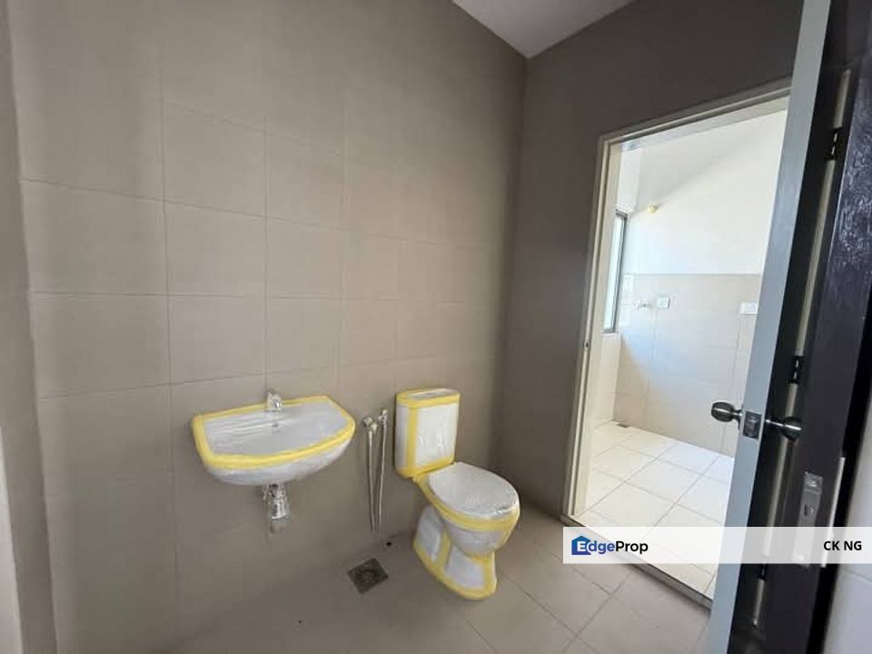 Below Market Nadira 3 Bandar Bukit Raja Klang , Selangor, Klang