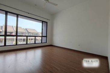 Ayra @ Bandar Bukit Raja