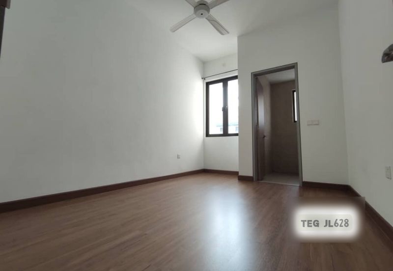 Ayra @ Bandar Bukit Raja