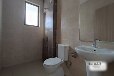 Ayra @ Bandar Bukit Raja