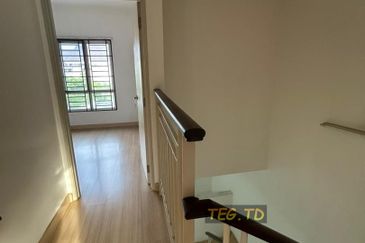 Saron @Bandar Bukit Raja