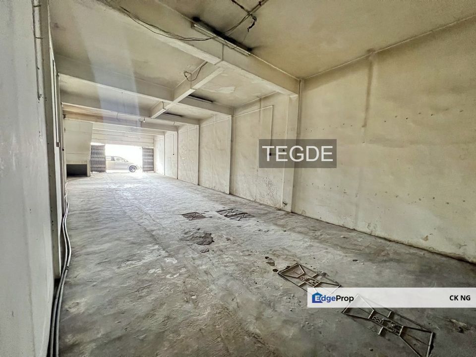 Ground floor shop lot Jalan Tapah Kawasan 18 Klang Near Pin Hwa High School, Selangor, Klang