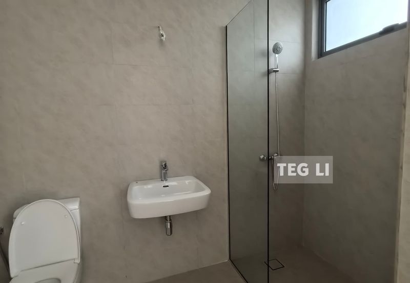 Broadleaf Residences, Hometree