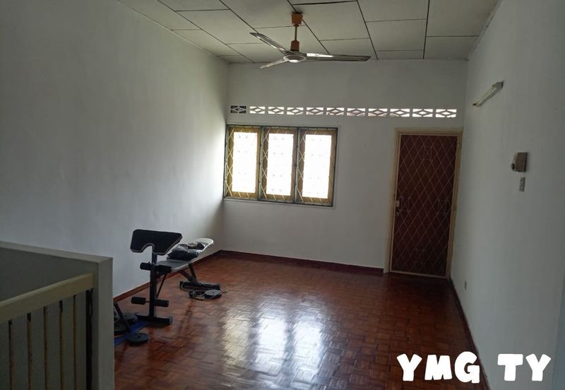 Taman Tepi Sungai ( Taman Teluk Pulai Indah )