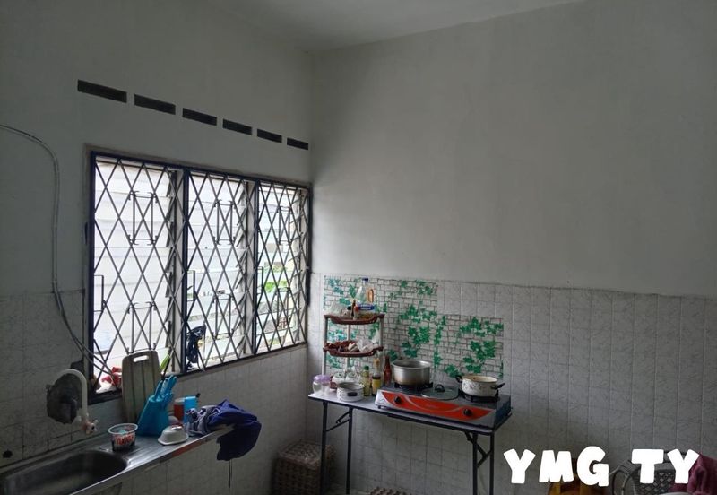 Taman Tepi Sungai ( Taman Teluk Pulai Indah )