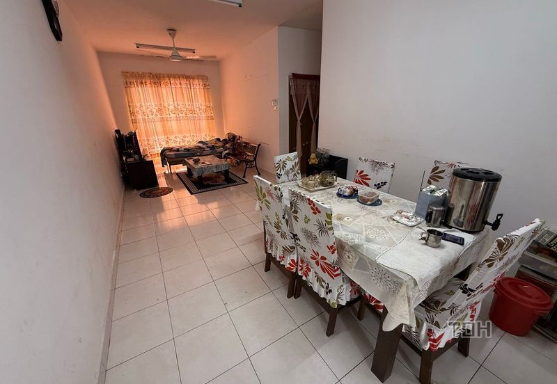 Azaria Apartment @ Bandar Paklands