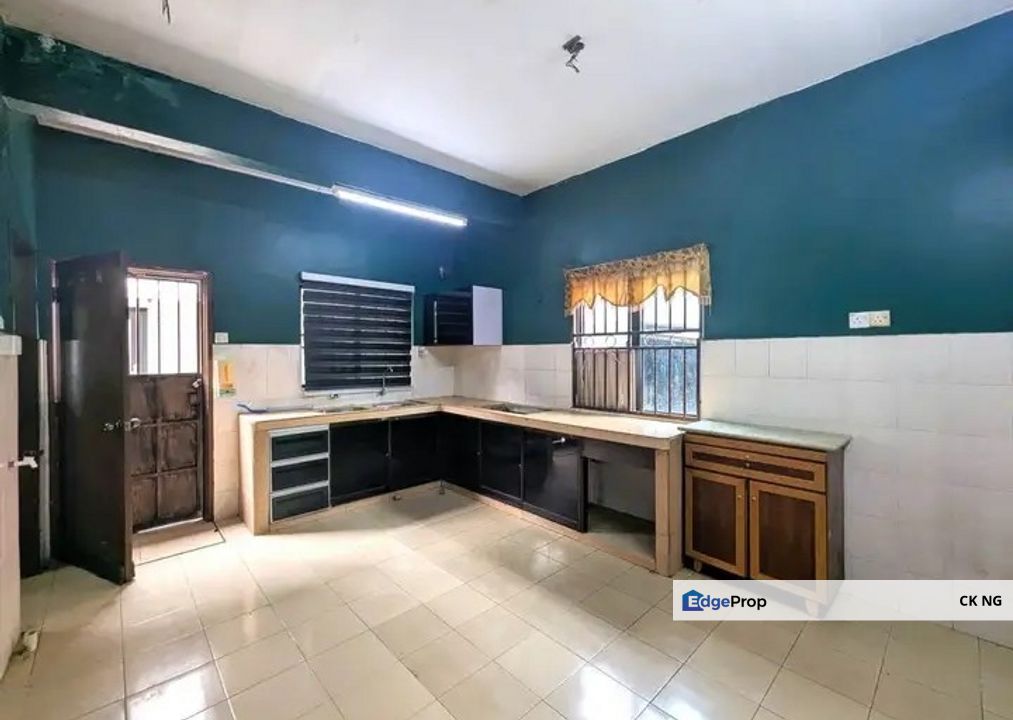 Murah Endlot with Land Taman Sentosa Klang Double Storey House, Selangor, Klang