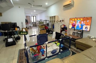 Ayra @ Bandar Bukit Raja