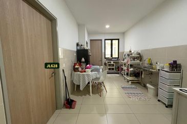 Ayra @ Bandar Bukit Raja