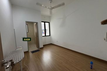 Ayra @ Bandar Bukit Raja