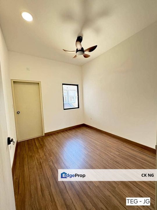 Casira 3 Bandar Bukit Raja Klang Partially Furnished Nice unit, Selangor, Klang