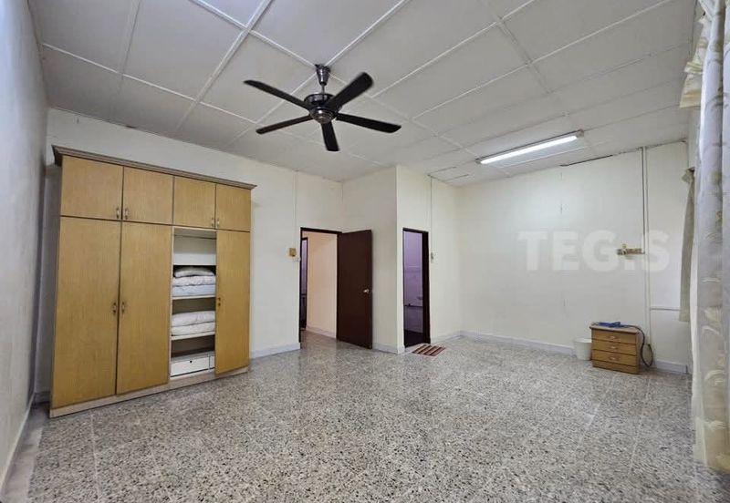 Taman Tepi Sungai ( Taman Teluk Pulai Indah )