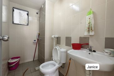 Seri Baiduri Apartments @ Setia Alam