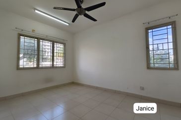 Seri Baiduri Apartments @ Setia Alam