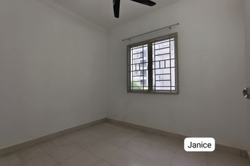 Seri Baiduri Apartments @ Setia Alam