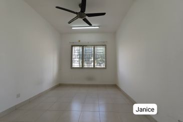 Seri Baiduri Apartments @ Setia Alam