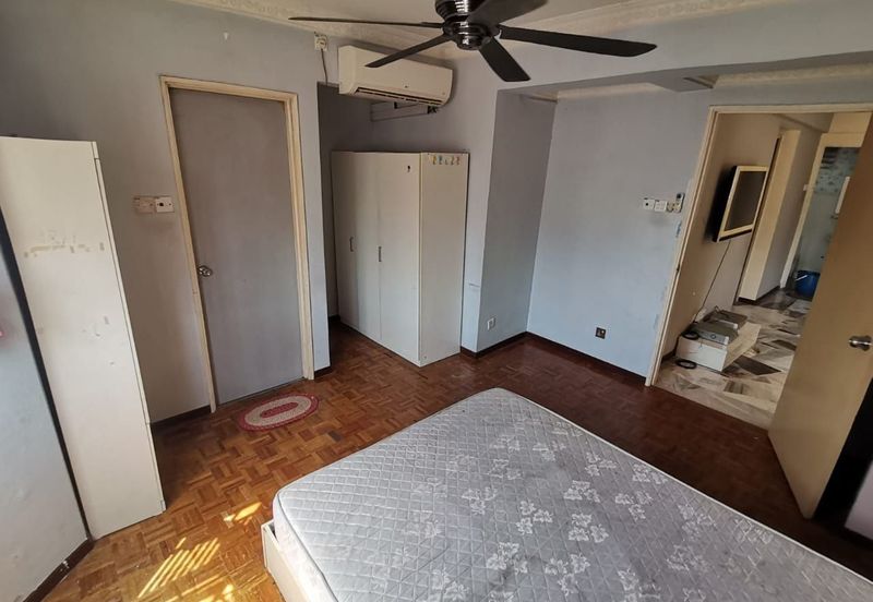 Tasik Heights Apartment