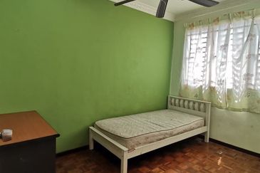 Tasik Heights Apartment