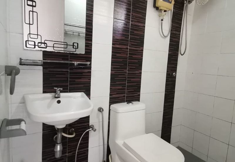 Tasik Heights Apartment