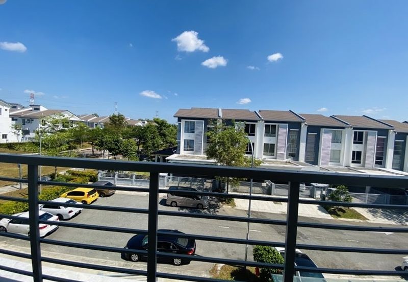 Fairfield Residences, Tropicana Heights